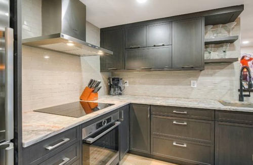 Vail Condo | STEPS from the Gondola! Access to Pool & Hot Tubs
