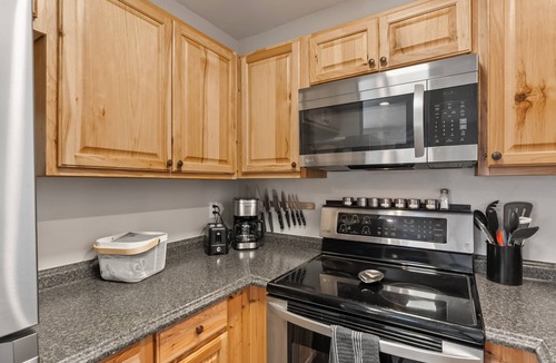 Tahoe Village Condo | Steps to Stagecoach Ski Lift | Mountain Views