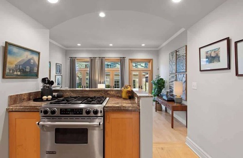 Five Points House | Stout Street 2 BDR at Curtis Park