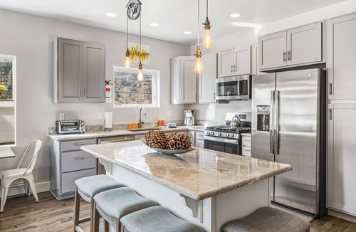 Ouray House | Stroll to Hot Springs & Trails | Near Downtown | Stunning Virws