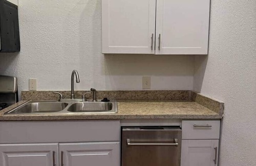 Central Colorado Springs House | Studio, Large fence yard, pet friendly