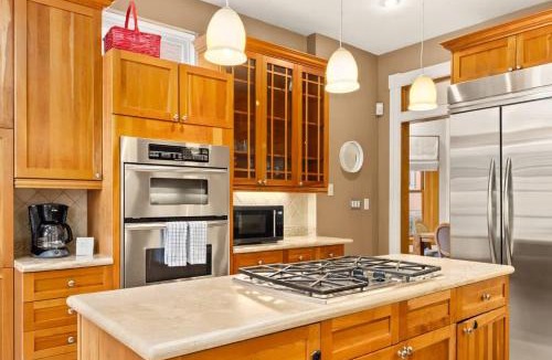 Uptown House | Stunning Historic Home - DT Location! - Sleeps 8