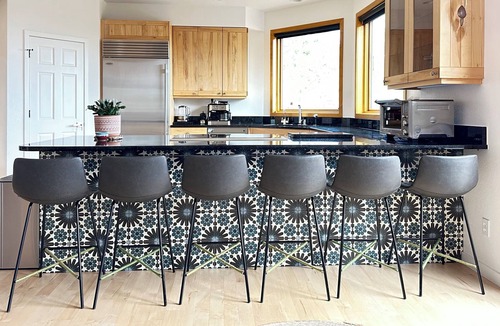 Boulder House | Stunning Luxury Mountain Getaway 15 mins from Boulder w/ Incredible Views