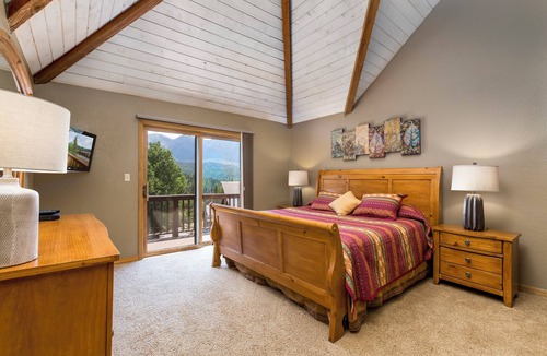 Purgatory Condo | Stunning Mountain Views! Newly Remodeled End Unit With Rare Oversized Deck!