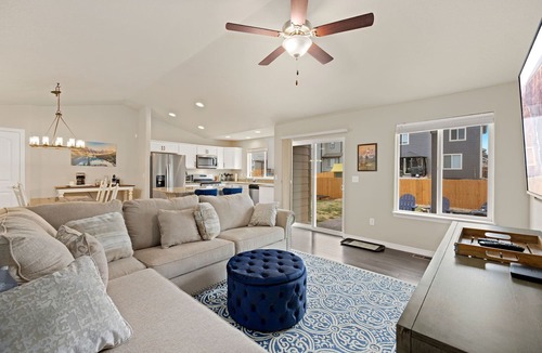 Longmont House | Stunning New Home w/Mtn Views & Fire Pit: Family-friendly & Centrally Located VR