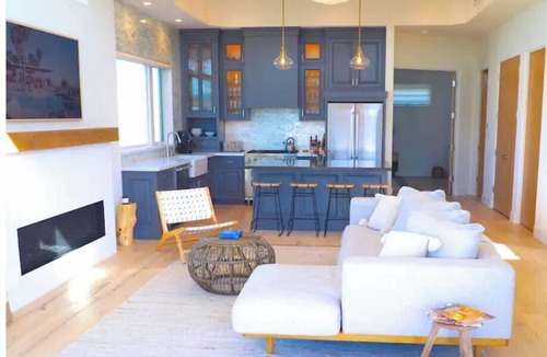 Pierpont Bay House | Stunning Newer Construction Steps From The Beach