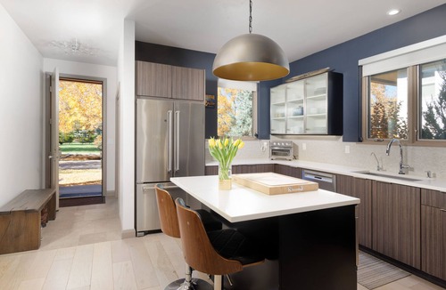 Basalt House | Stunning Southside Duplex available for Winter Season!