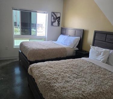 Arts District Apartment | Stylish 2BR in the Heart of the Arts District