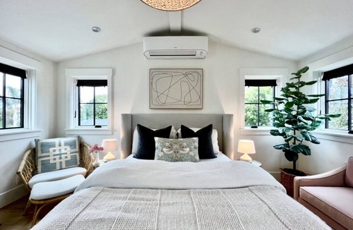 Tree Section House | Stylish & Bright Beach Oasis! Newly built, private suite, 7 blocks to the beach!