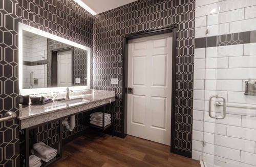 Parker Hotel | Stylish Rooms with Yoga & Walk to Art, Parks, & Local Dining