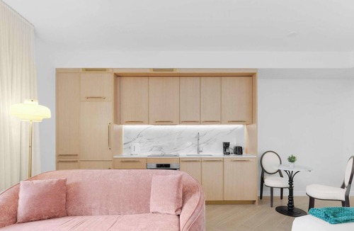 Wynwood Art District Apartment | Stylish Wynwood Studio | Balcony | Miami