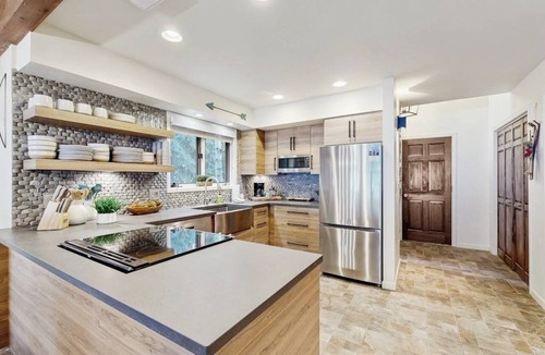 Eagle-Vail House | Stylishly Remodeled Mountain Retreat on Eagle Vail Golf Course