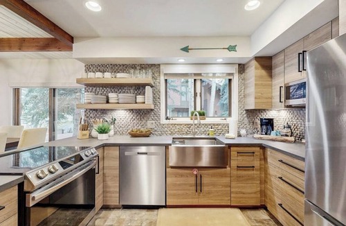 Eagle-Vail House | Stylishly Remodeled Mountain Retreat on Eagle Vail Golf Course