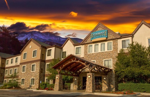 Briargate Condo | Suite Near Pikes National Forest | Outdoor Pool