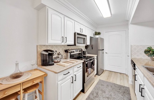 Summerlin Apartment | Summer Special 30% off Serene Cozy Condo WITH GORGEOUS POOL & GYM!