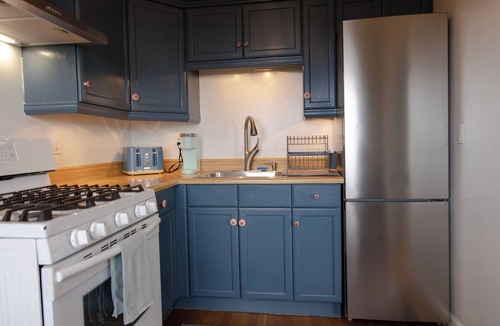 Santa Barbara Cottage | Summerland - Ocean View Home, Dogs Welcome!