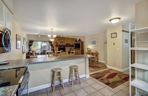Four O'Clock Condo | Sundowner II 224, Breckenridge
