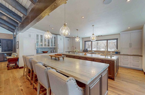 Steamboat Springs House | Sunlit Lodge on the Elk River with Water Access & Firepit - Great for Fishing