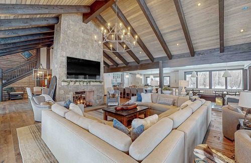 Steamboat Springs House | Sunlit Lodge on the Elk River with Water Access & Firepit - Great for Fishing