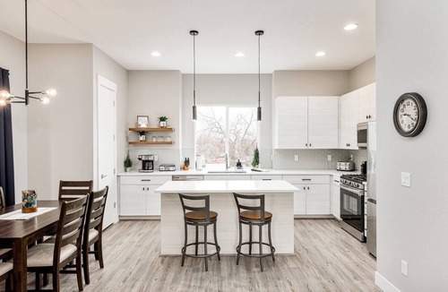 Lamar Heights Area House | Sunny, modern home to work & play near Olde Town