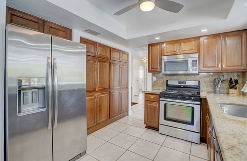Sunrise Villa | Sunrise Family Haven: Private Pool & Scenic Vistas