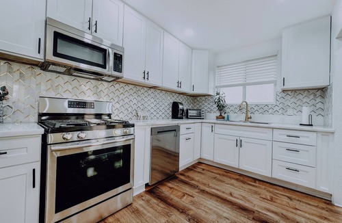 Los Angeles House | Sunset Château- 3 bedroom house with gorgeous skyline views