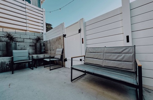 Los Angeles House | Sunset Château- 3 bedroom house with gorgeous skyline views