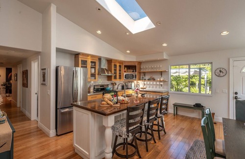 Solvang House | Sunshine Farmhouse - A Sanctuary in Solvang