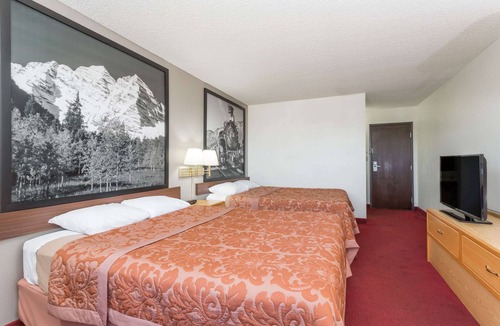 Grand Junction Hotel | Super 8 by Wyndham Grand Junction Colorado