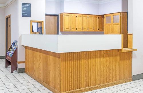 Richfield Hotel | Super 8 by Wyndham Richfield Cleveland