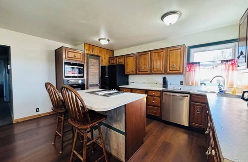 Walden House | Superb 2-bedroom house in adorable Walden for your getaway