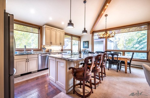 Vail Condo | Superb 3 BR Townhome in Cascade Village w/Bikes, Shared Spa, Sauna & Cold Plunge