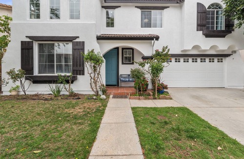 Oxnard House | Superb Remodeled 5/6 BDR SPA Family HOME 16 Mins from beach in heart of Oxnard!