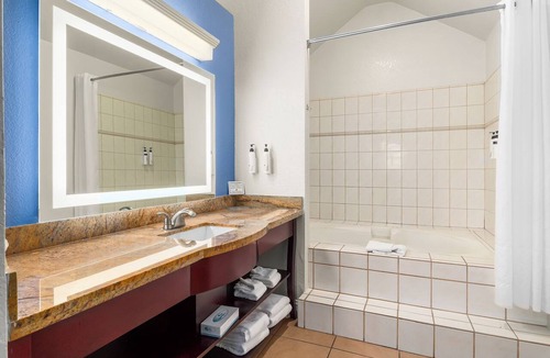 Westside Santa Cruz Hotel | Superior King Room + Sofa Bed | Oversized Soaking Tubs | Near Santa Cruz Beach
