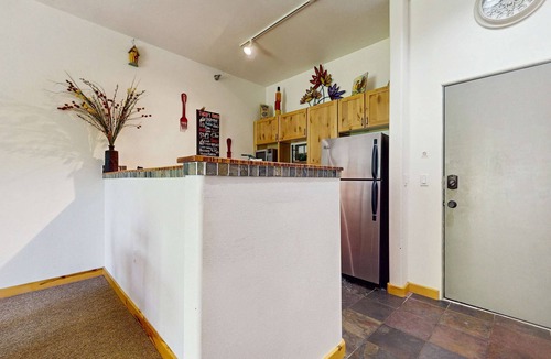 Taos Ski Valley Condo | Sweet Retreat - Ski Valley Condo, Gym, Game Room