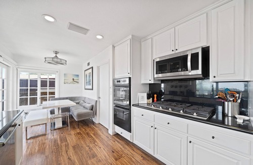Mystic Hills House | Tahiti Paradise in Laguna Beach, PET FRIENDLY, STUNNING VIEWS, BOOK Now!