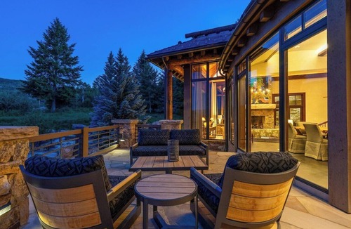 Avon House | Tall Timber Estate - Ski In Bachelor Gulch