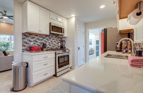 Taos House | Taos Home w/Private Hot Tub, Sauna & Gas Grill!