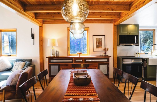 Taos Ski Valley House | Taos Ski Hut - Modern Mountain Magic