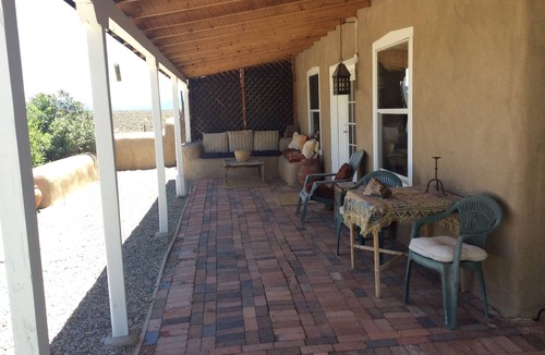 Taos House | Taos Sunny Straw Bale Home- Winter Specials- Entire House- Close to Everything-
