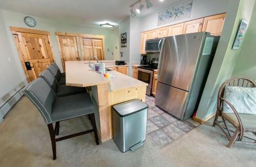 Mountain House House | Tenderfoot Lodge 2604 by SummitCove Lodging in Colorado