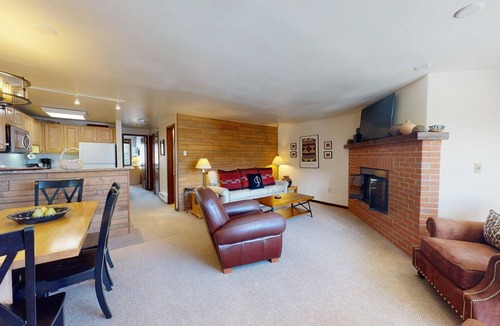 Snowmass Village Condo | Terracehouse - CoralTree Residence Collection