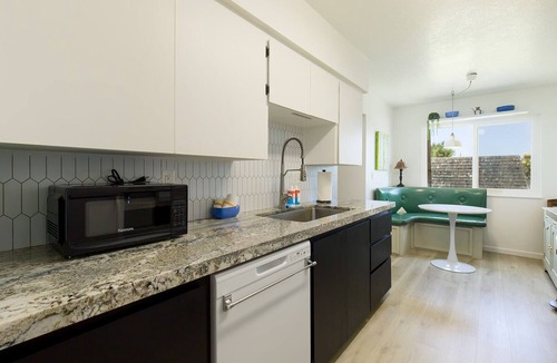 Arcata Apartment | The Abode at 124°West -Ultra Comfortable and Stylish Arcata Retreat
