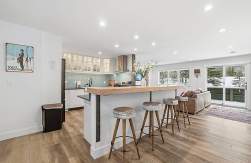 Vail Villa | The Alpine Atelier I 4BR Townhome Near Shuttle Stop