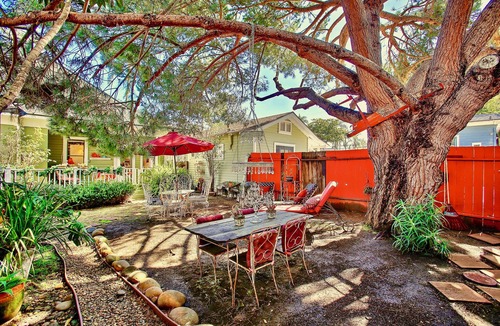 Santa Barbara House | The Annex, Location! Location! Location!