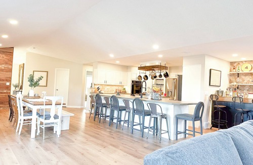Sandusky House | The Attic: Sandusky’s Premier Group & Sports Team Stay