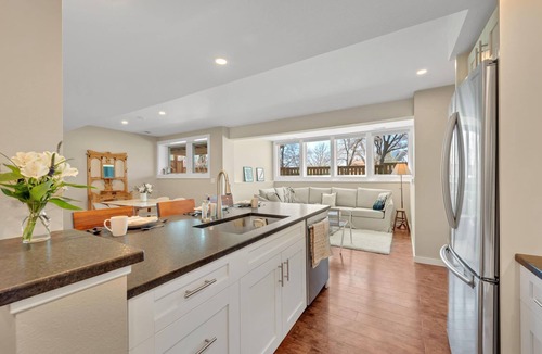 Melody Heights Apartment | The Blue Door - Modern Luxury Living near Pearl Street