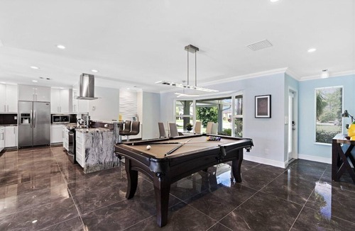 Fort Lauderdale House | The "Blue Iguana" - waterfront Canal, Pool, Pool Table, Vibes
