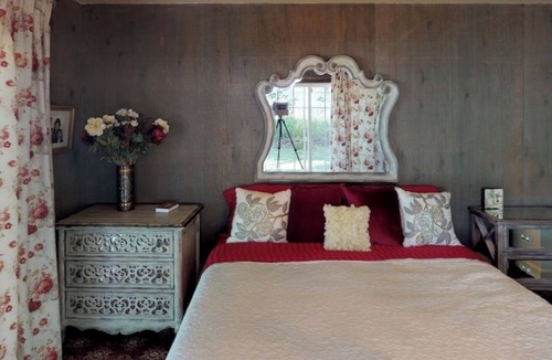 Salyer House | "The Bridge House" Relax & Recharge in a Spacious 5-Bedroom House: Pool, Wifi