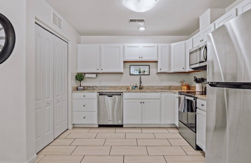 Grand Junction House | The Charming GJ Townhome. Pet-Friendly!